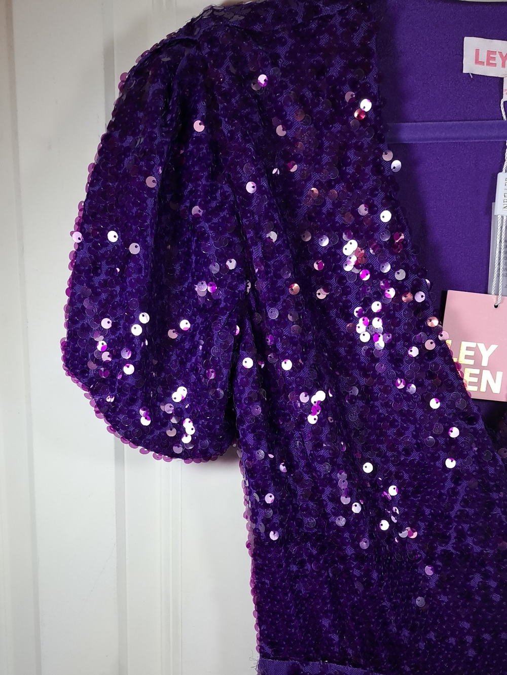 NWT Leyden Sparkling Purple Sequin Gown - Picture 4 of 6